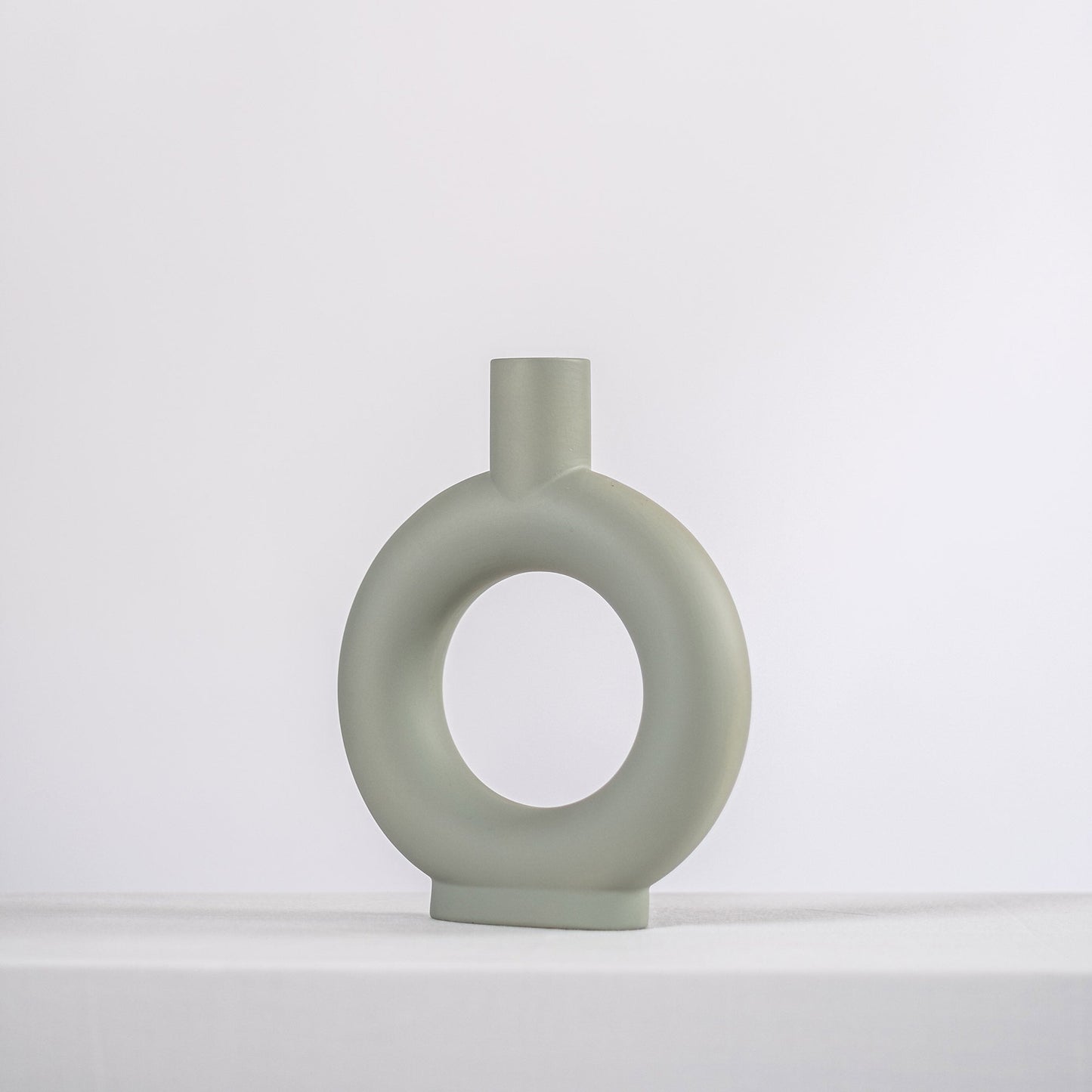 Ceramic Vase - Daisy